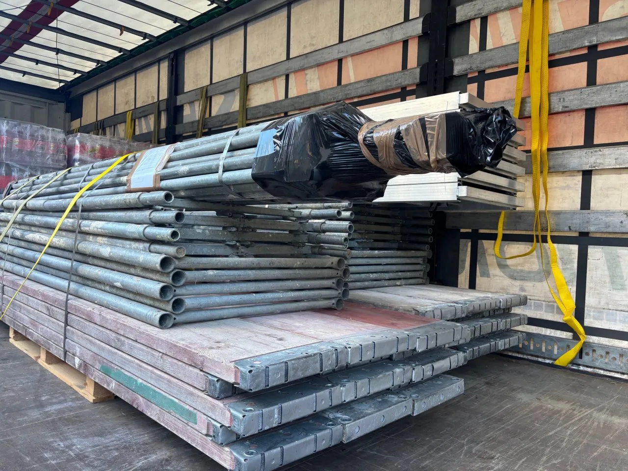 150qm gebrauchte Baugerüste 160m2 AF Rüstung 0151-41848482 Thieme-Gerueste.de Ge